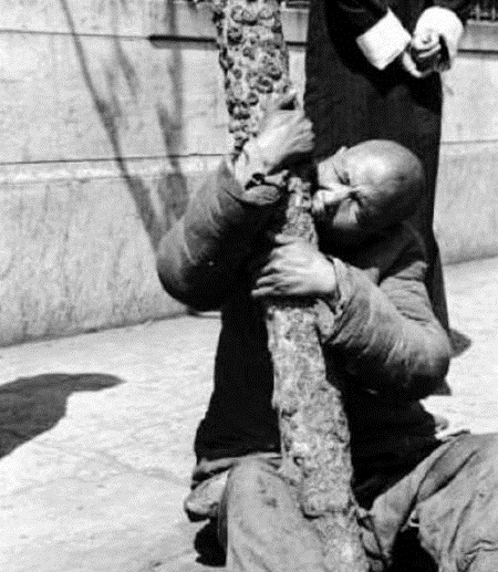 河南灾区的群众